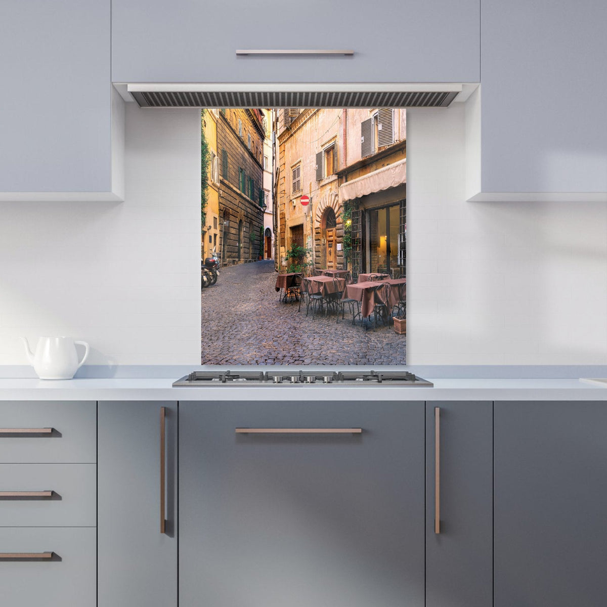 Cozy Rome Street Kitchen Splashback
