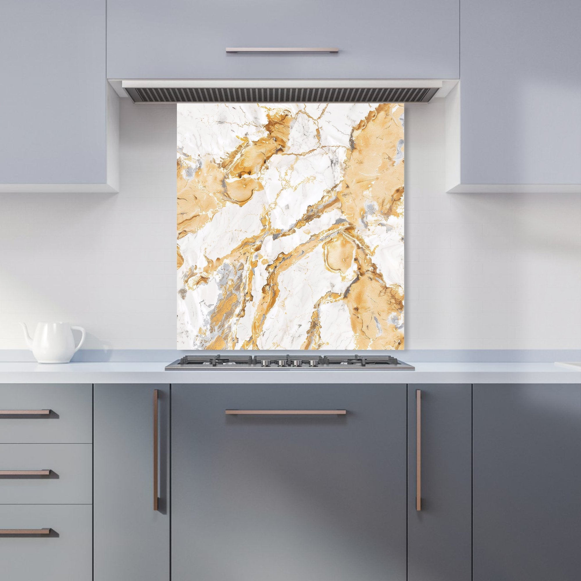 White And Gold Quartz Effect Kitchen Splashback